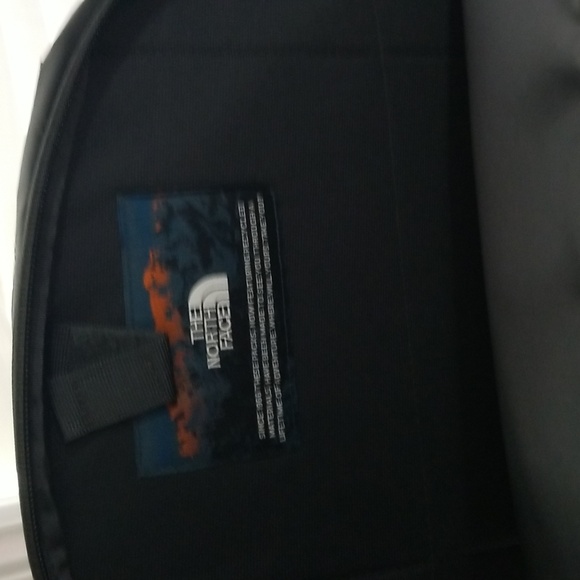 NEW! The North Face Borealis backpack NWT (price firm) 12.16 - Picture 12 of 12